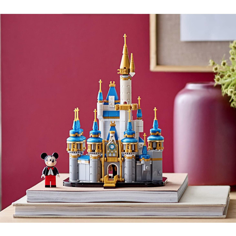 Конструктор Лего Міні замок Дісней LEGO 50th Mini Disney Castle 40478