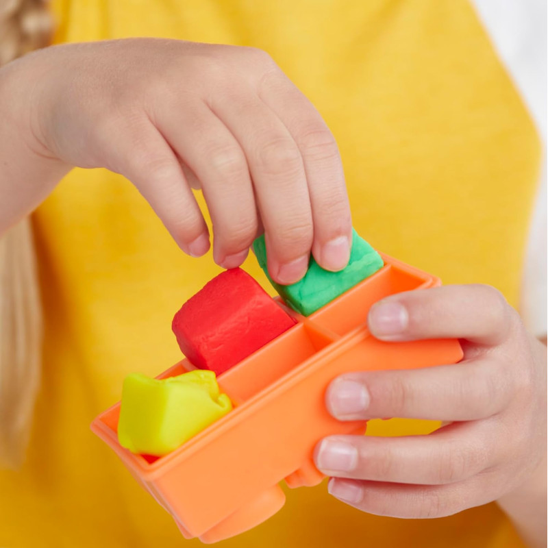 Набір для творчості Блендер Play Doh Swirlin Smoothies Toy Blender Playset