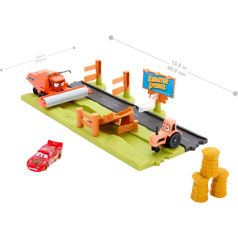 Ігровий набір Mattel Disney and Pixar Cars Playset with 3 Toy Vehicles