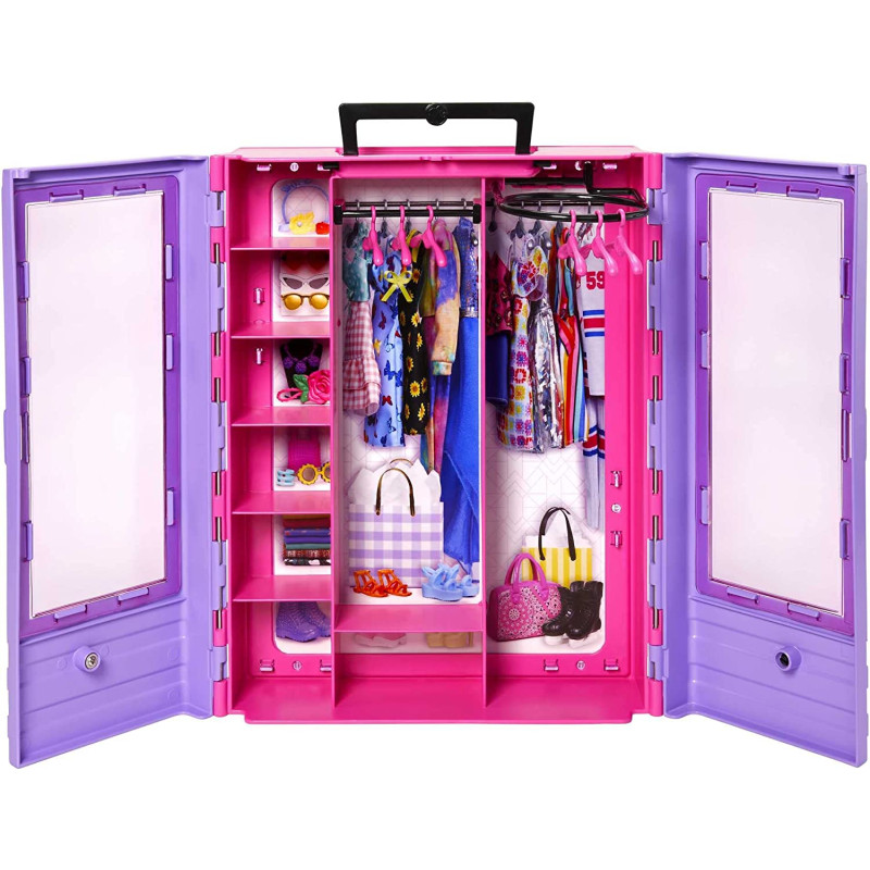 Шафа валіза з лялькою Барбі  Barbie Fashionistas Ultimate Closet Portable Fashion Toy