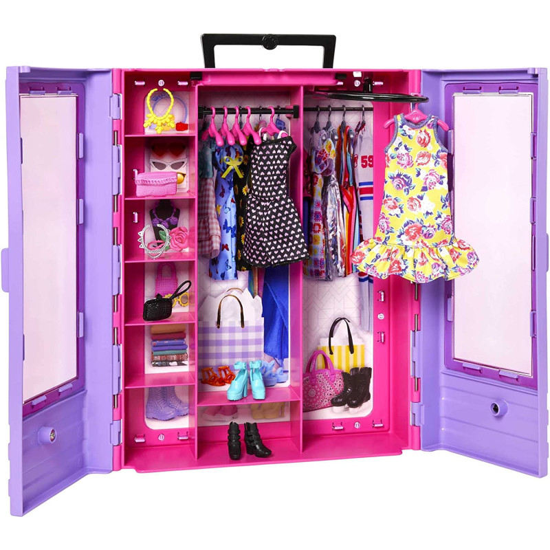 Шафа валіза з лялькою Барбі  Barbie Fashionistas Ultimate Closet Portable Fashion Toy