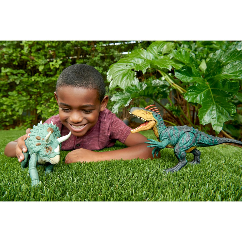 Фігурка Динозавр Трицератопс Jurassic World Gigantic Trackers Triceratops HTK79