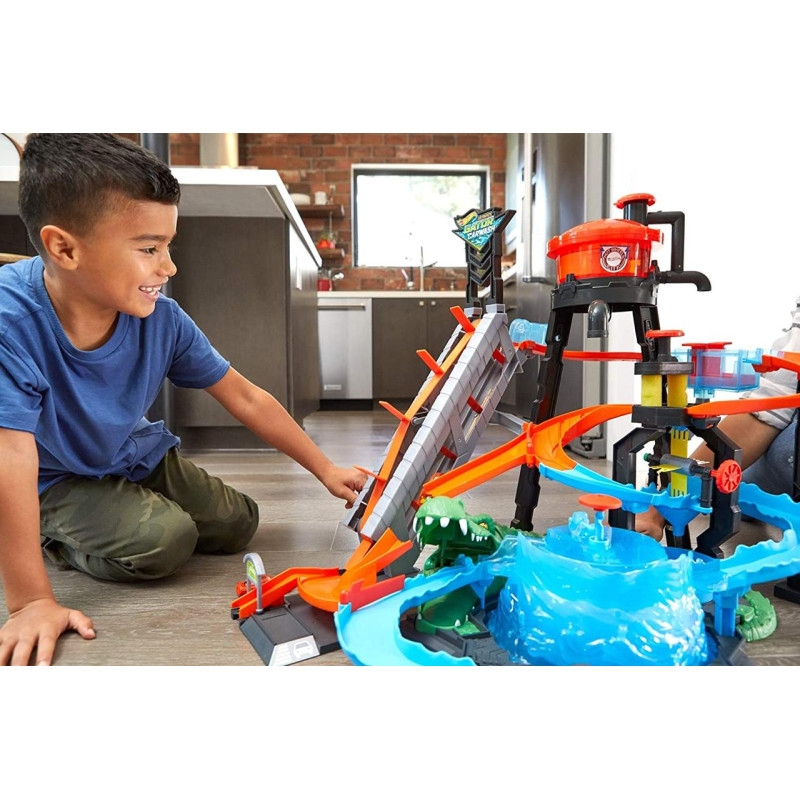 Трек Хот Вілс Водонапірна вежа Hot Wheels Ultimate Gator Car Wash Playset FTB67